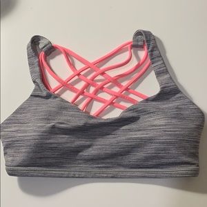 Lululemon sports bra